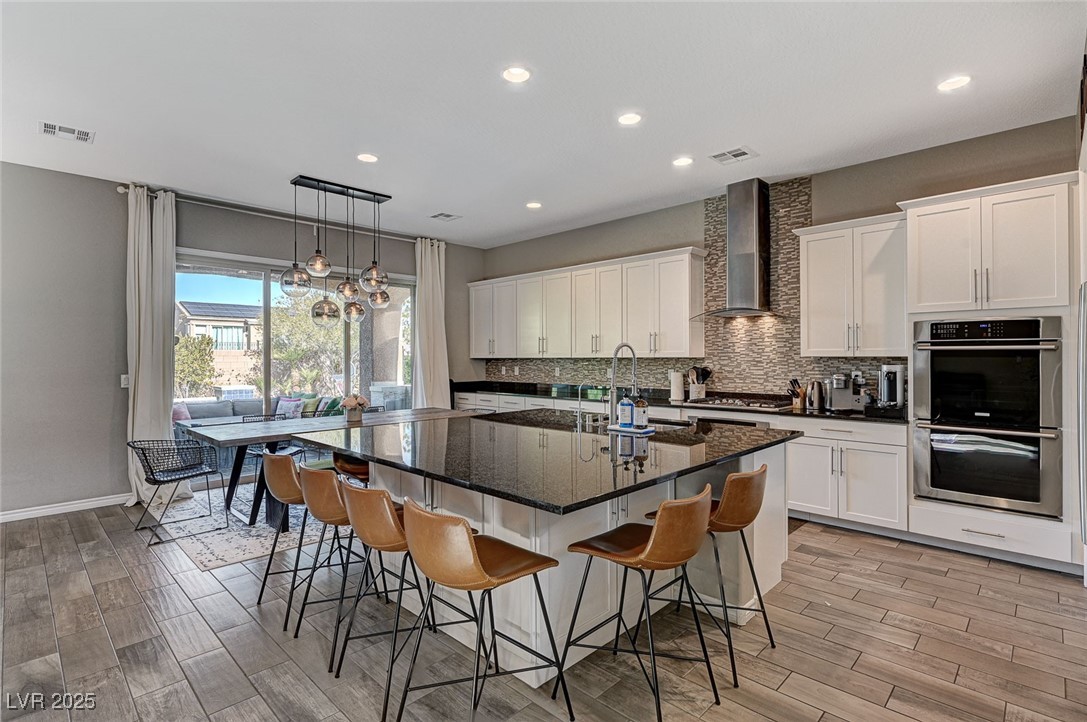 8864 Sherborne Gate Avenue