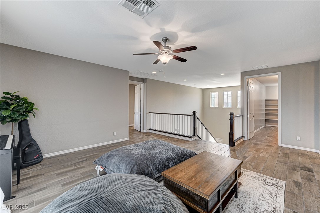 8864 Sherborne Gate Avenue