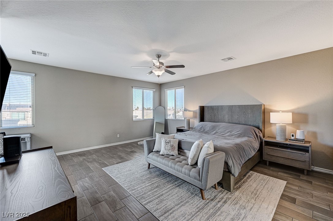 8864 Sherborne Gate Avenue