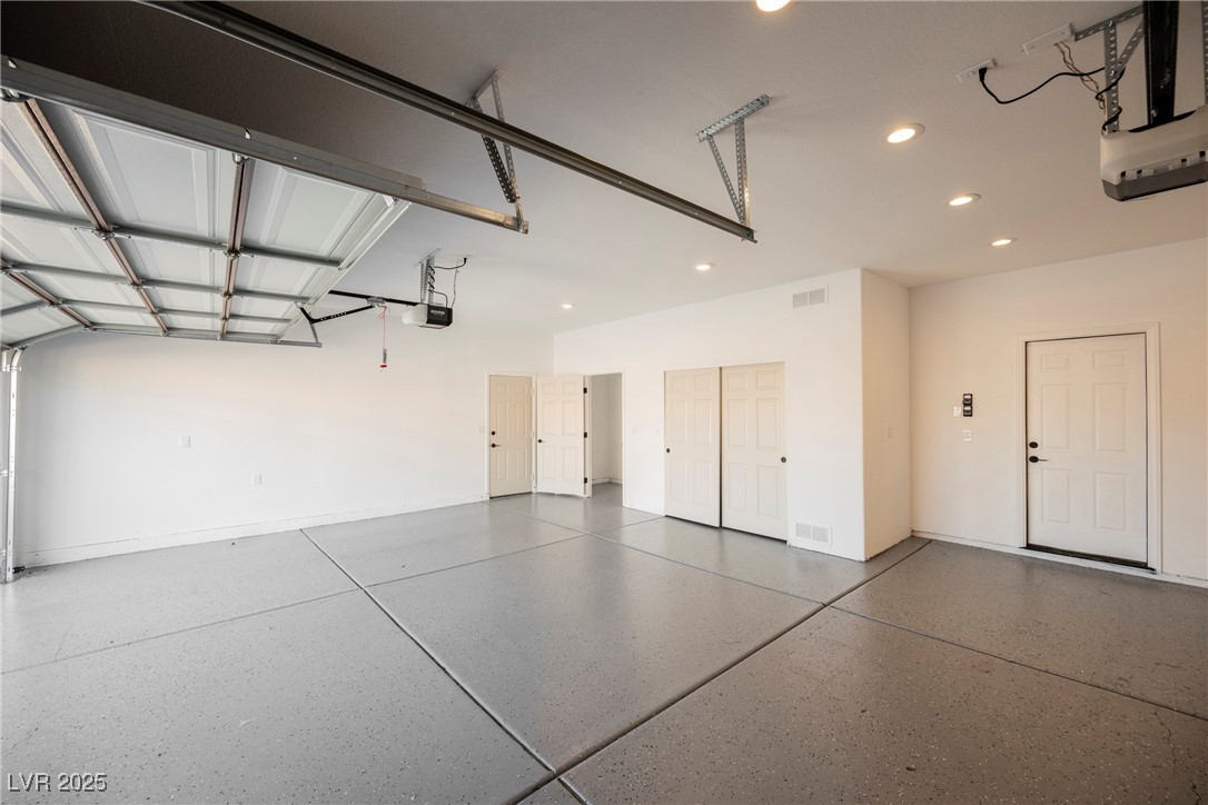 7695 Silver Wells Road