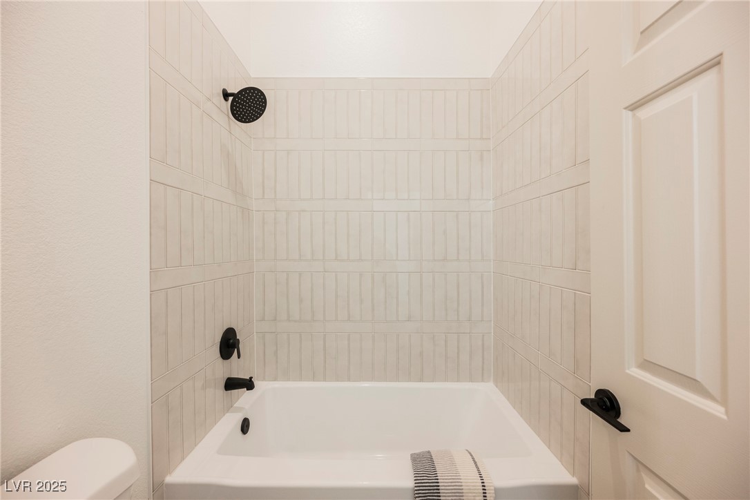 7695 Silver Wells Road