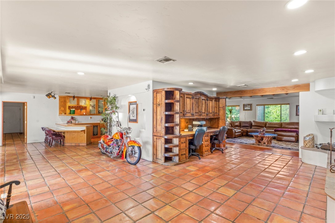 8480 West Ann Road