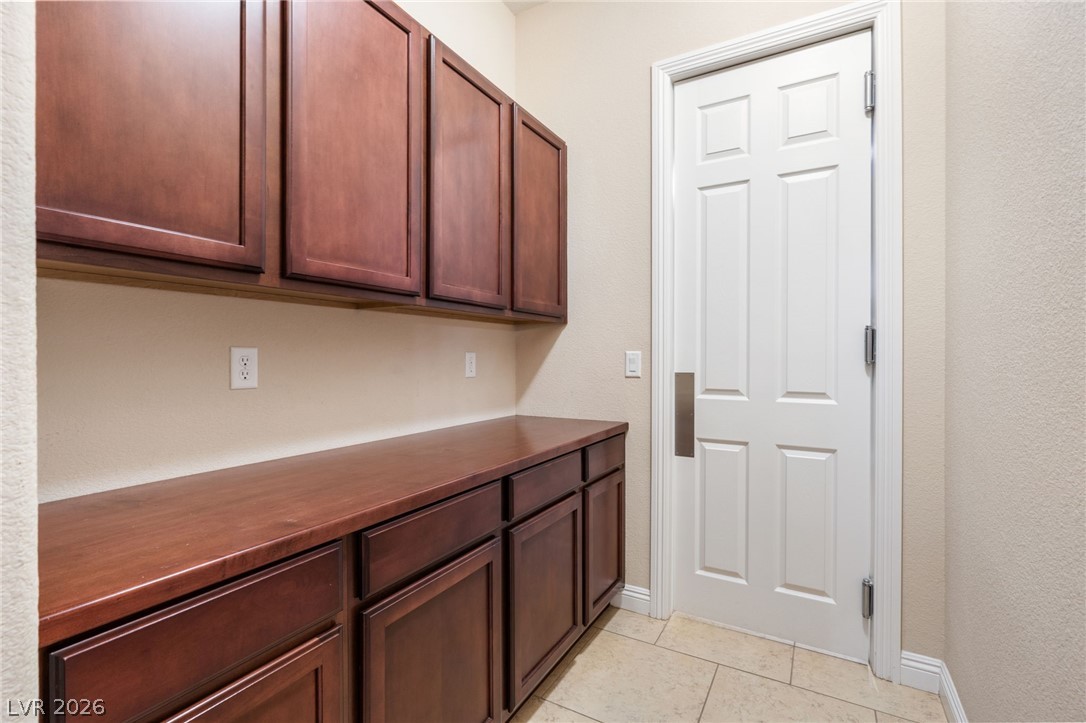 4992 Michael Jay Way