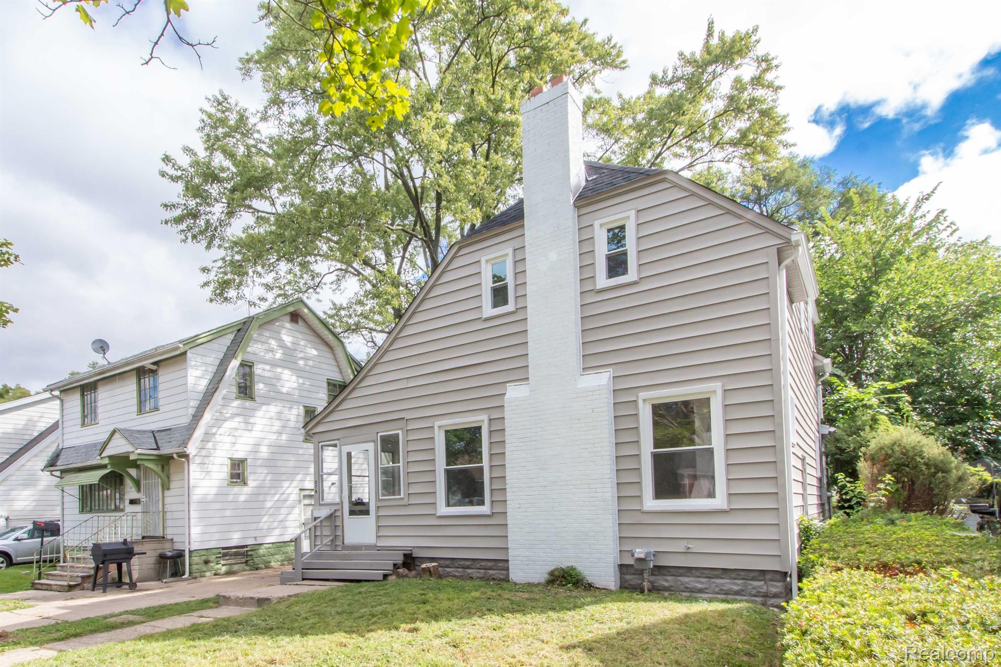 275 S Marshall Street