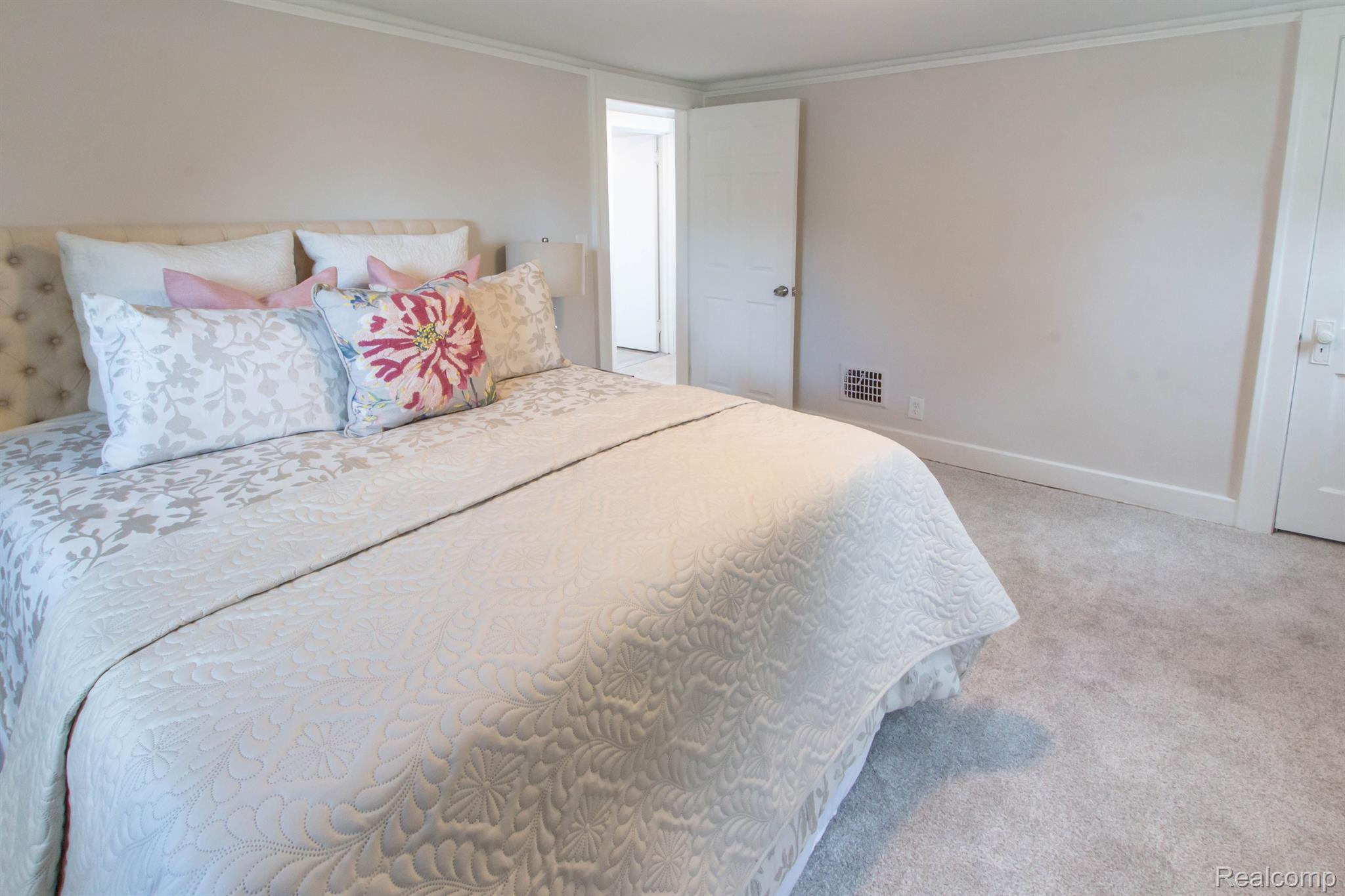 275 S Marshall Street