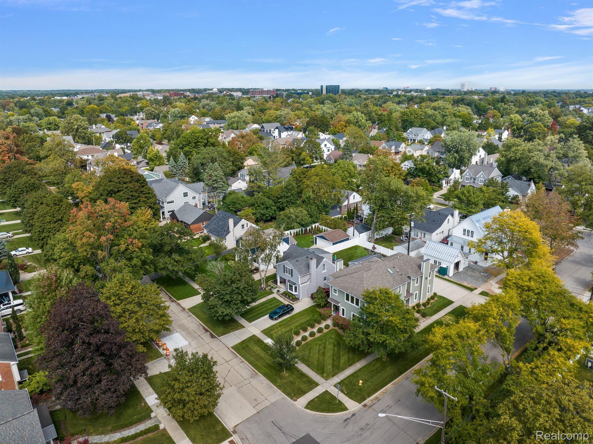 1699 Maryland Boulevard