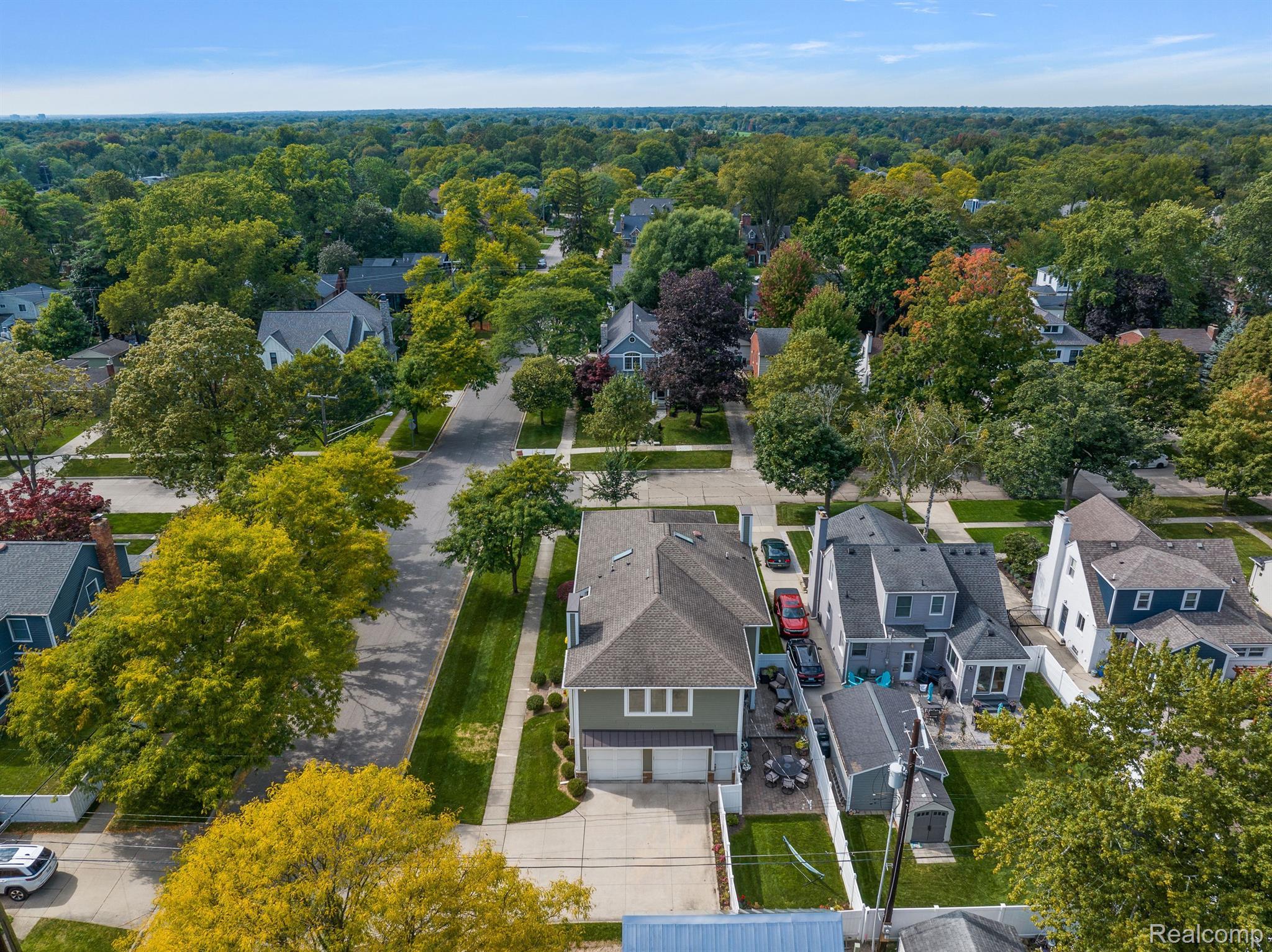 1699 Maryland Boulevard