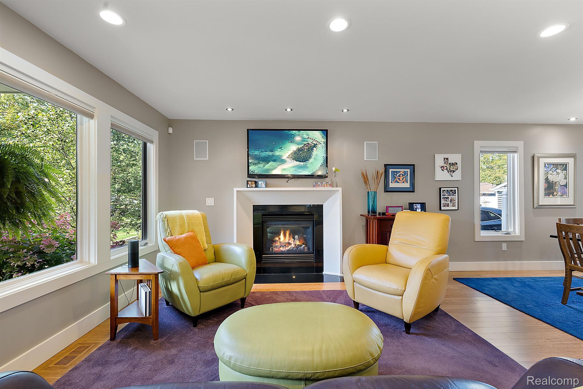 1699 Maryland Boulevard