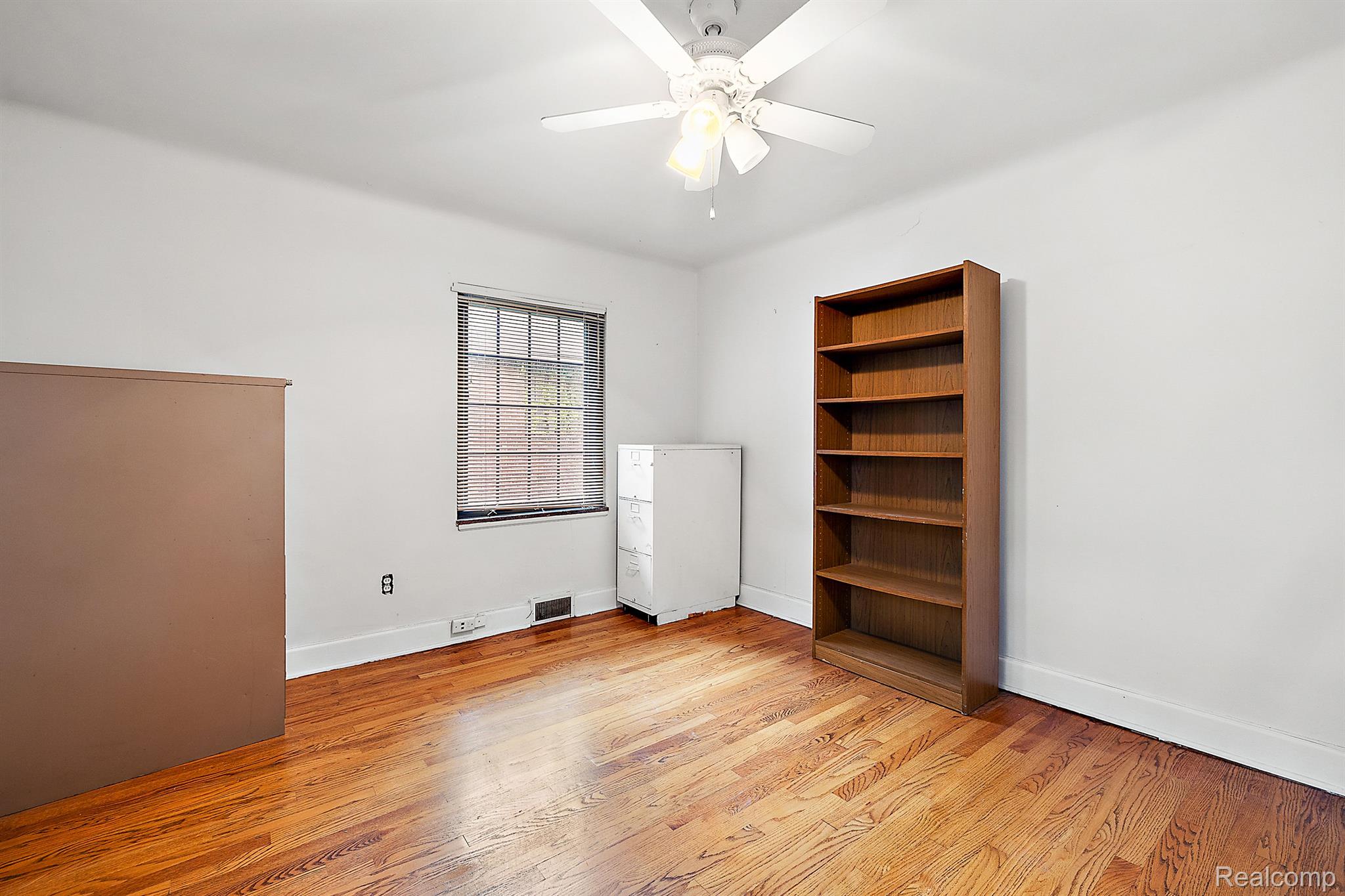 17354 Fairfield Street