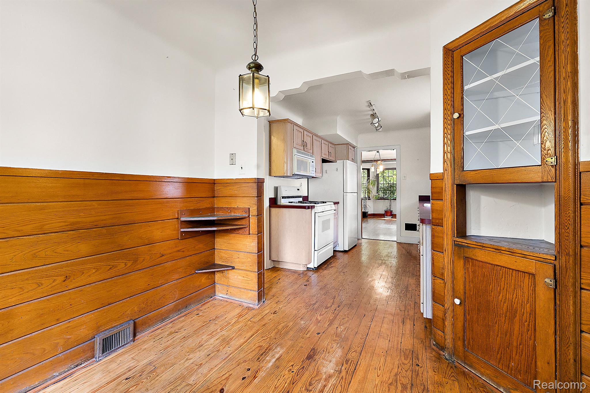 17354 Fairfield Street