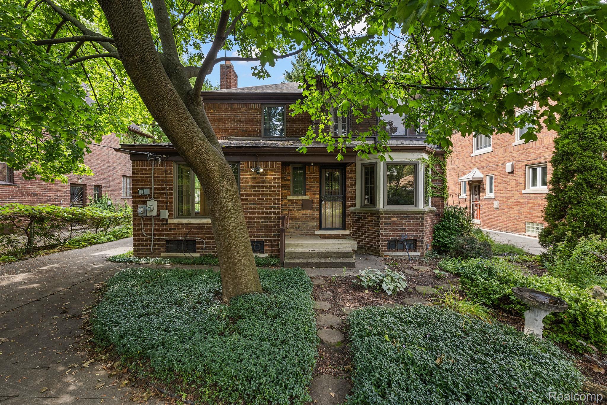 17354 Fairfield Street