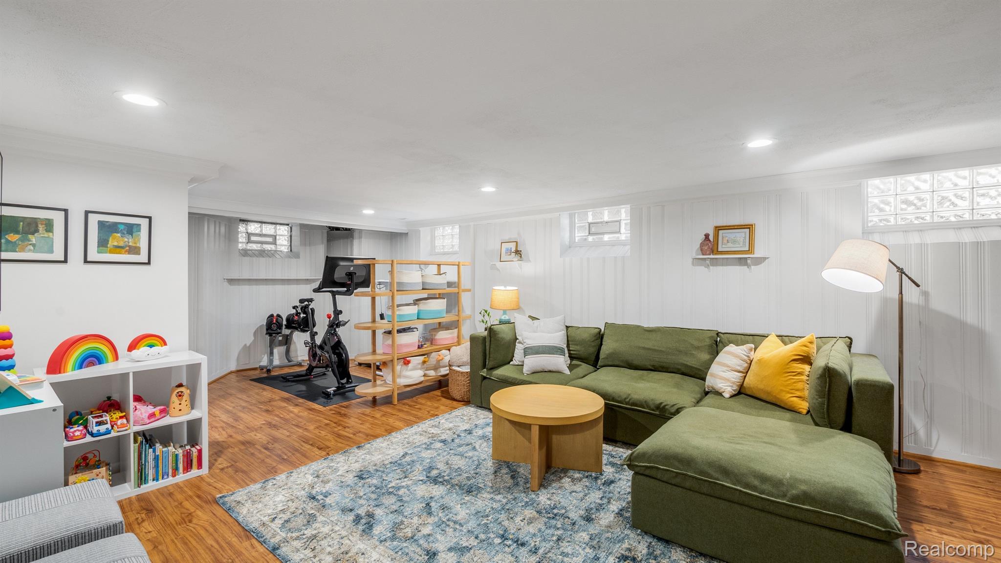 474 W CAMBOURNE Street