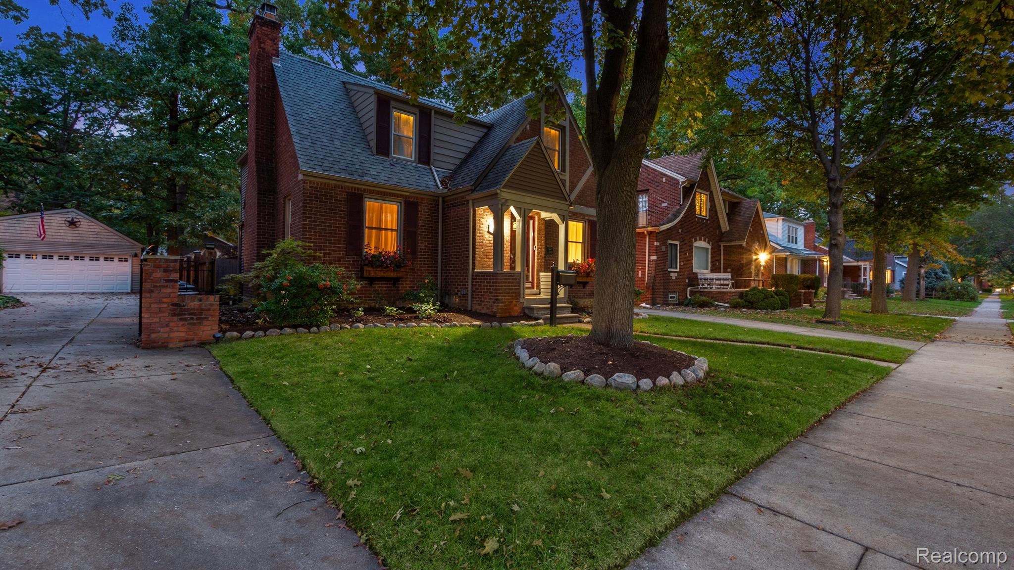 474 W CAMBOURNE Street