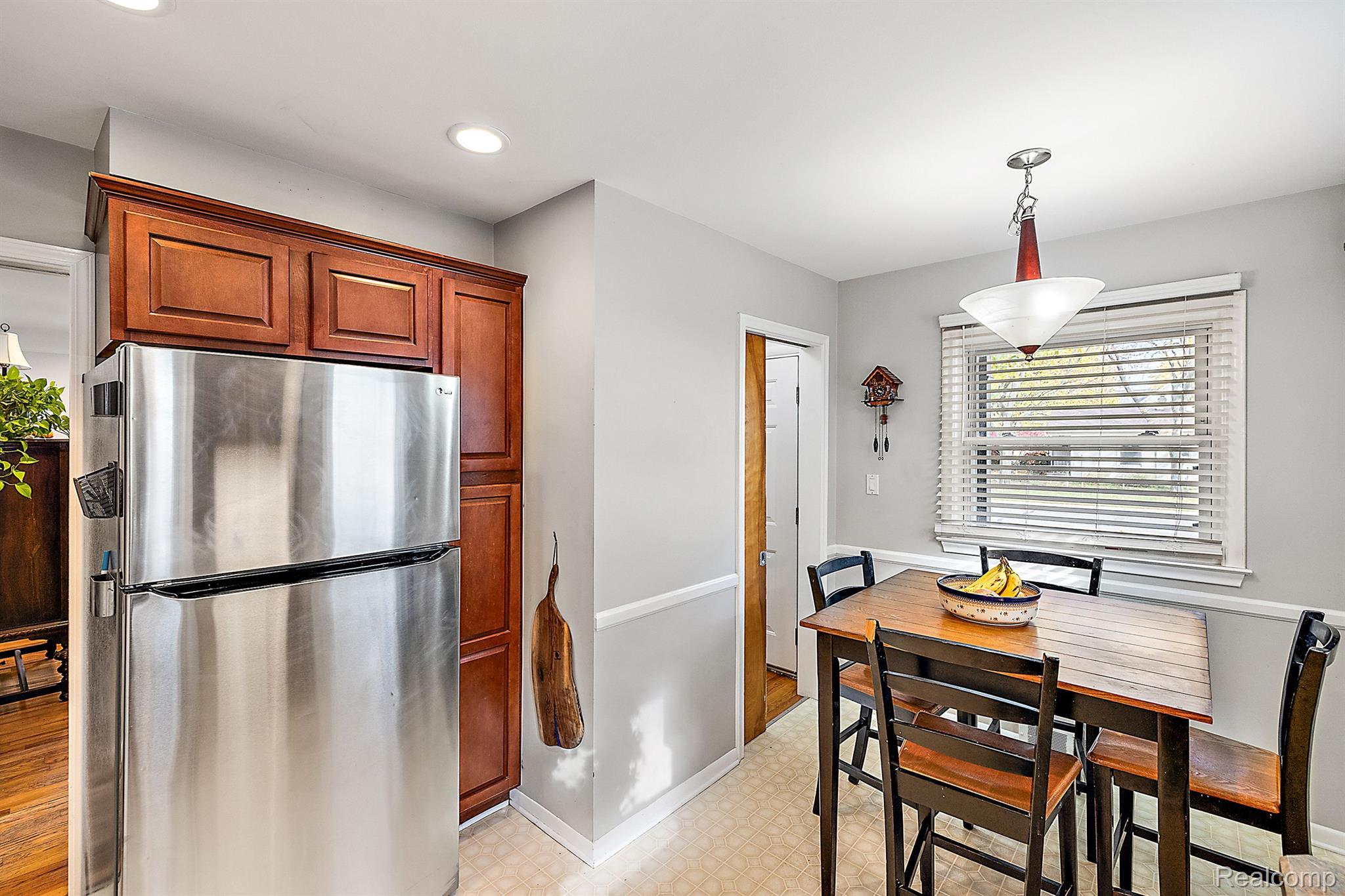 1012 S Campbell Road