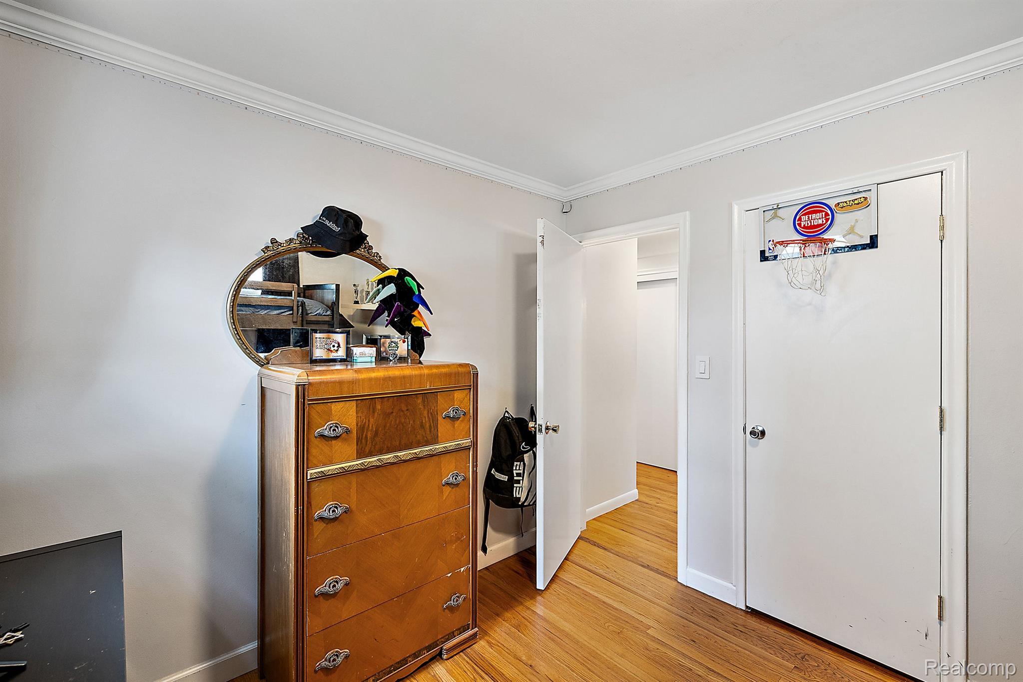 1012 S Campbell Road