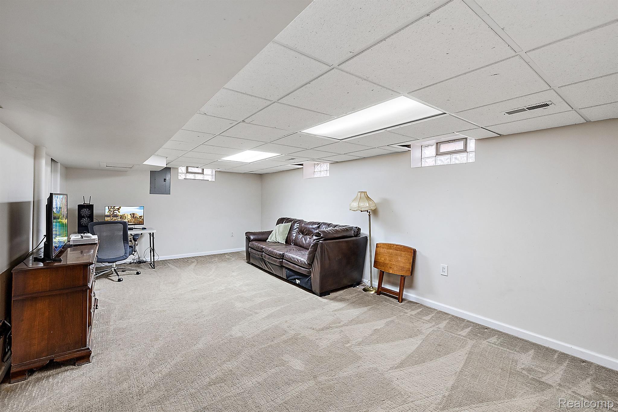 1012 S Campbell Road