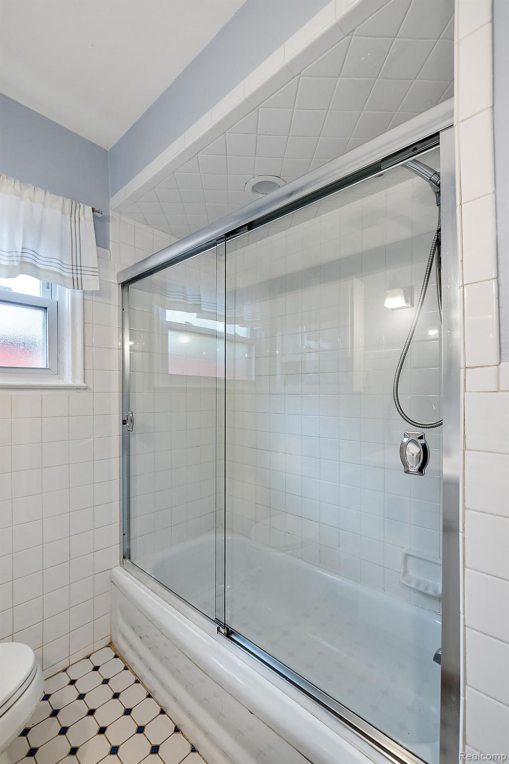 1012 S Campbell Road