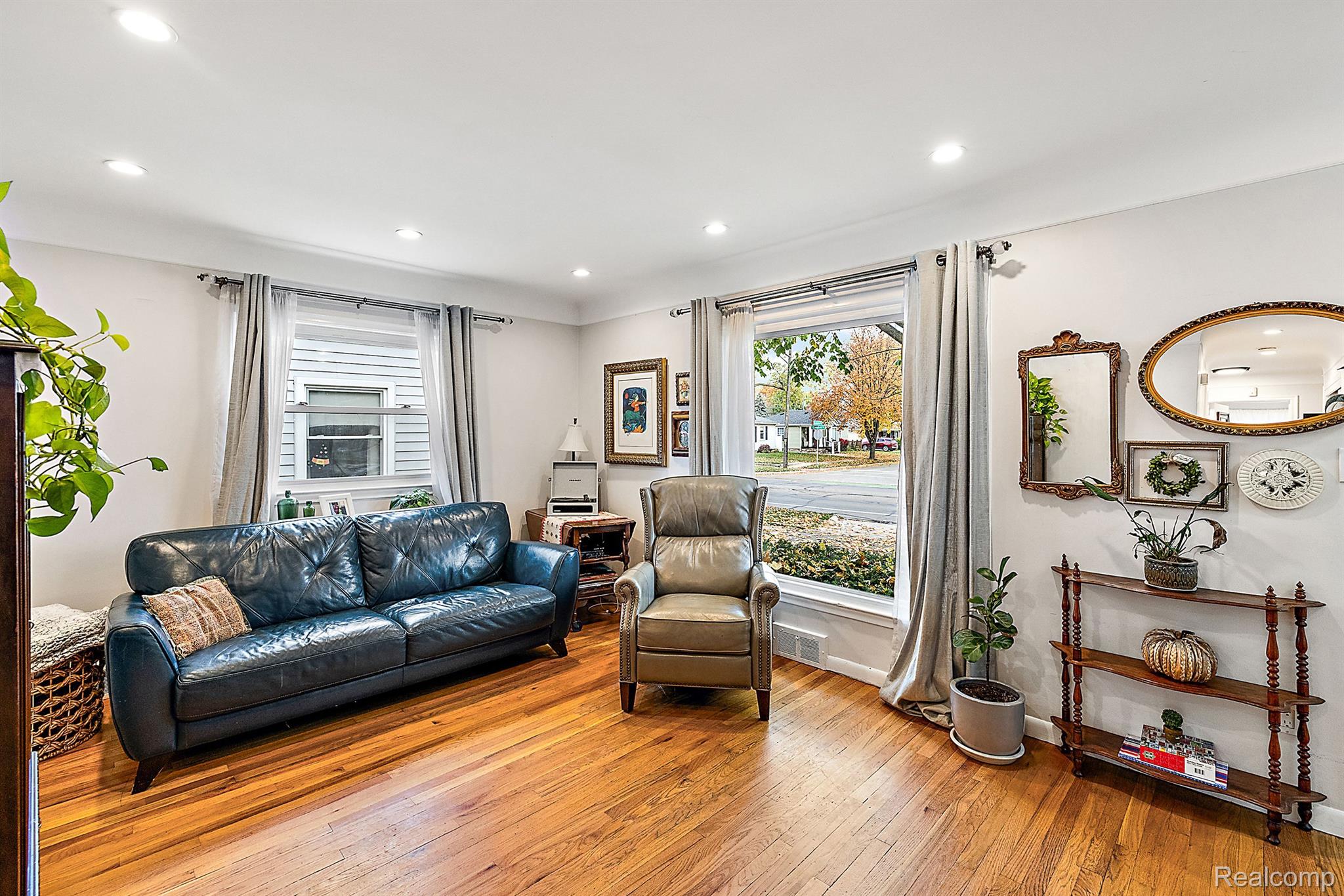 1012 S Campbell Road