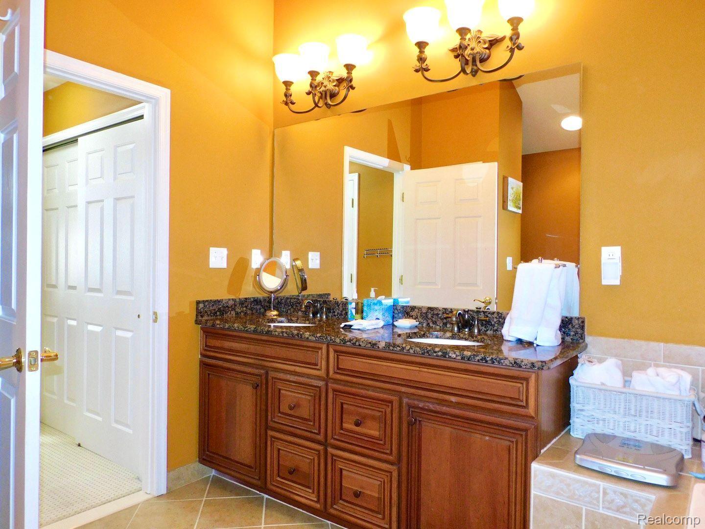 24907 REEDS POINTE Drive