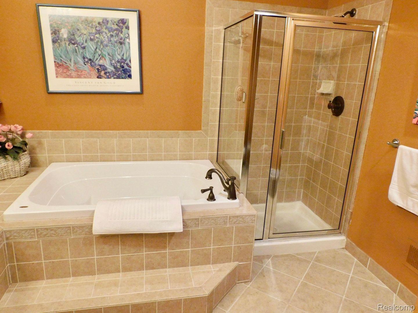 24907 REEDS POINTE Drive