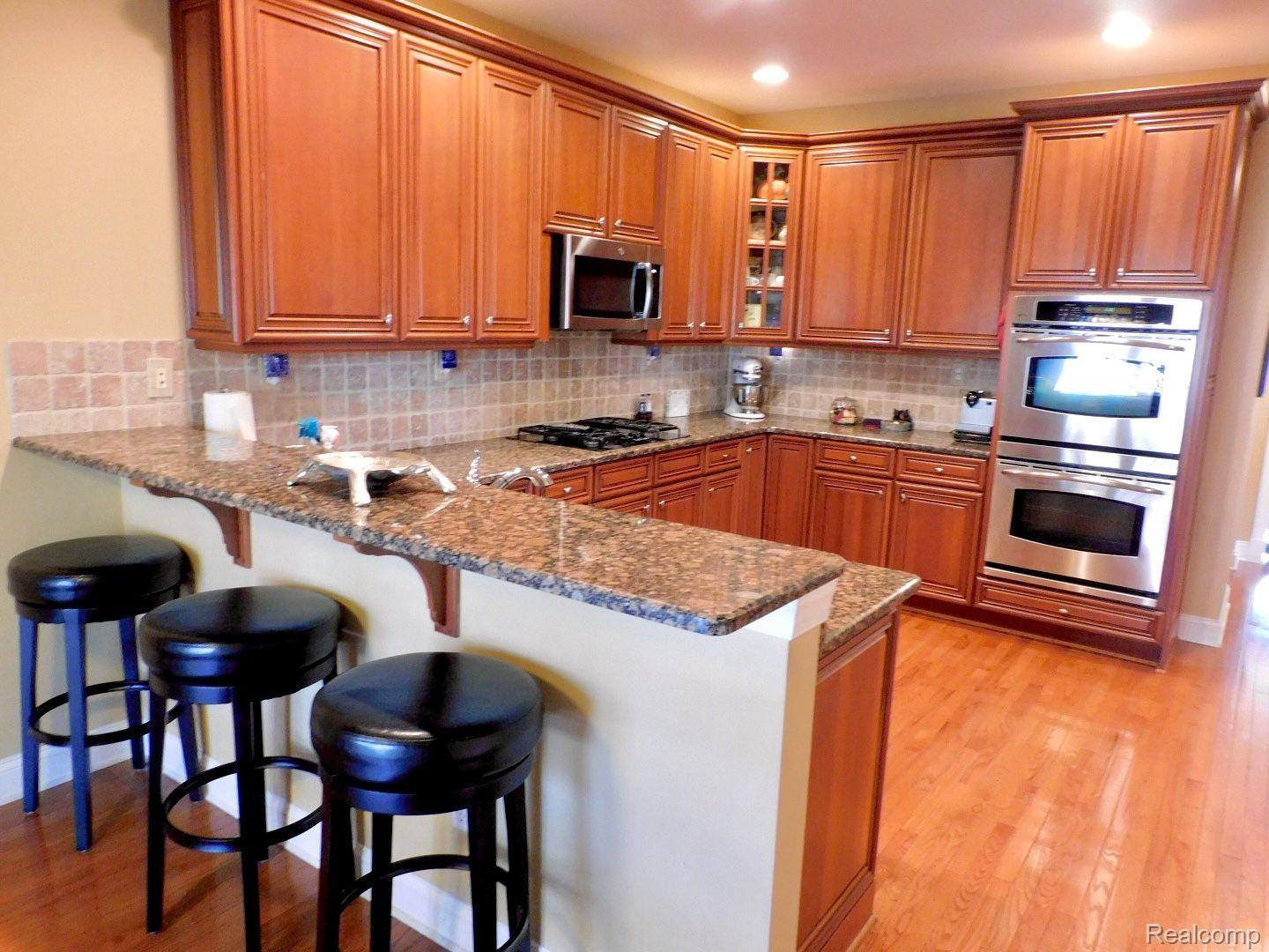 24907 REEDS POINTE Drive