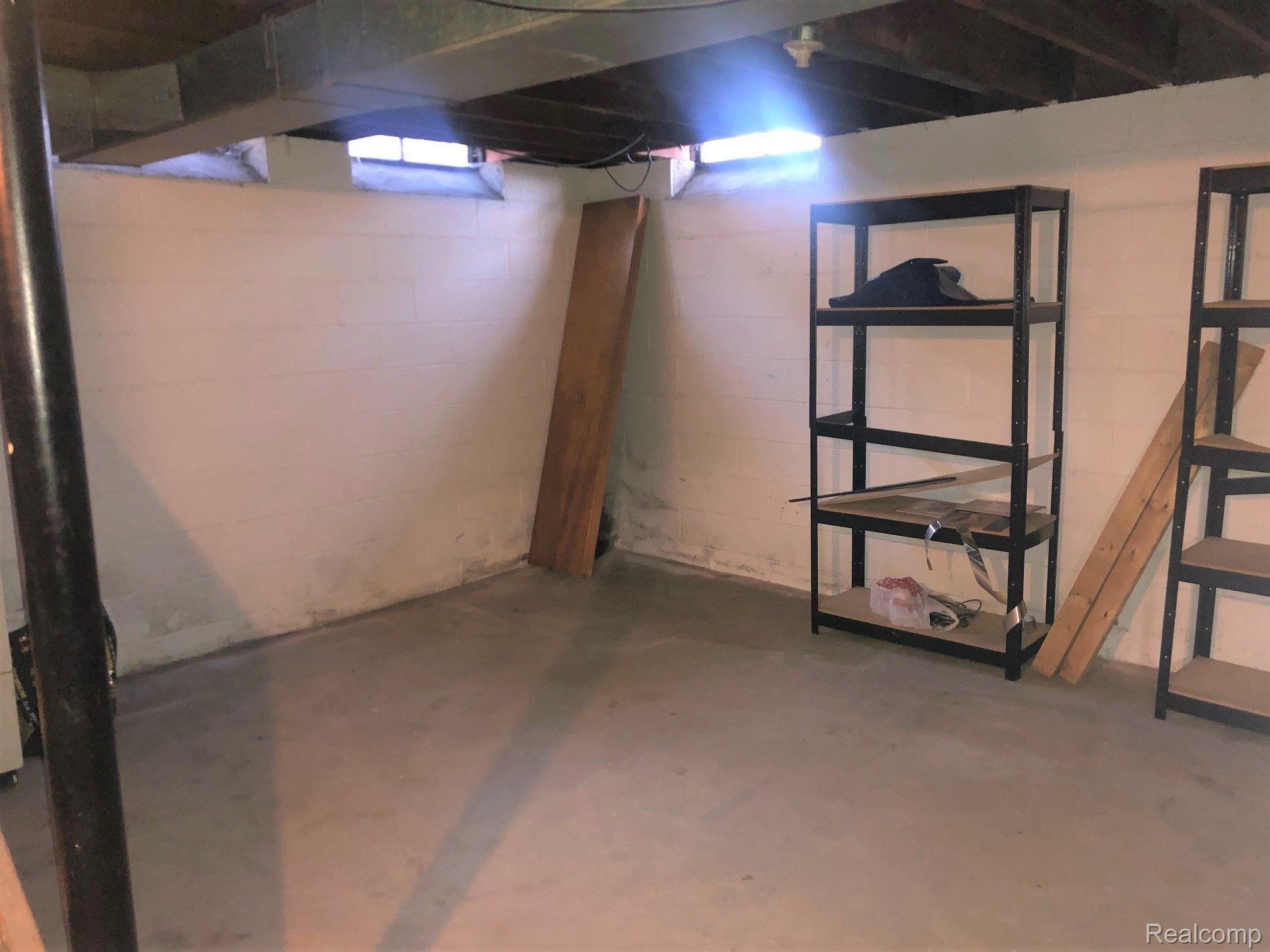 1635-1637 Fairview Avenue