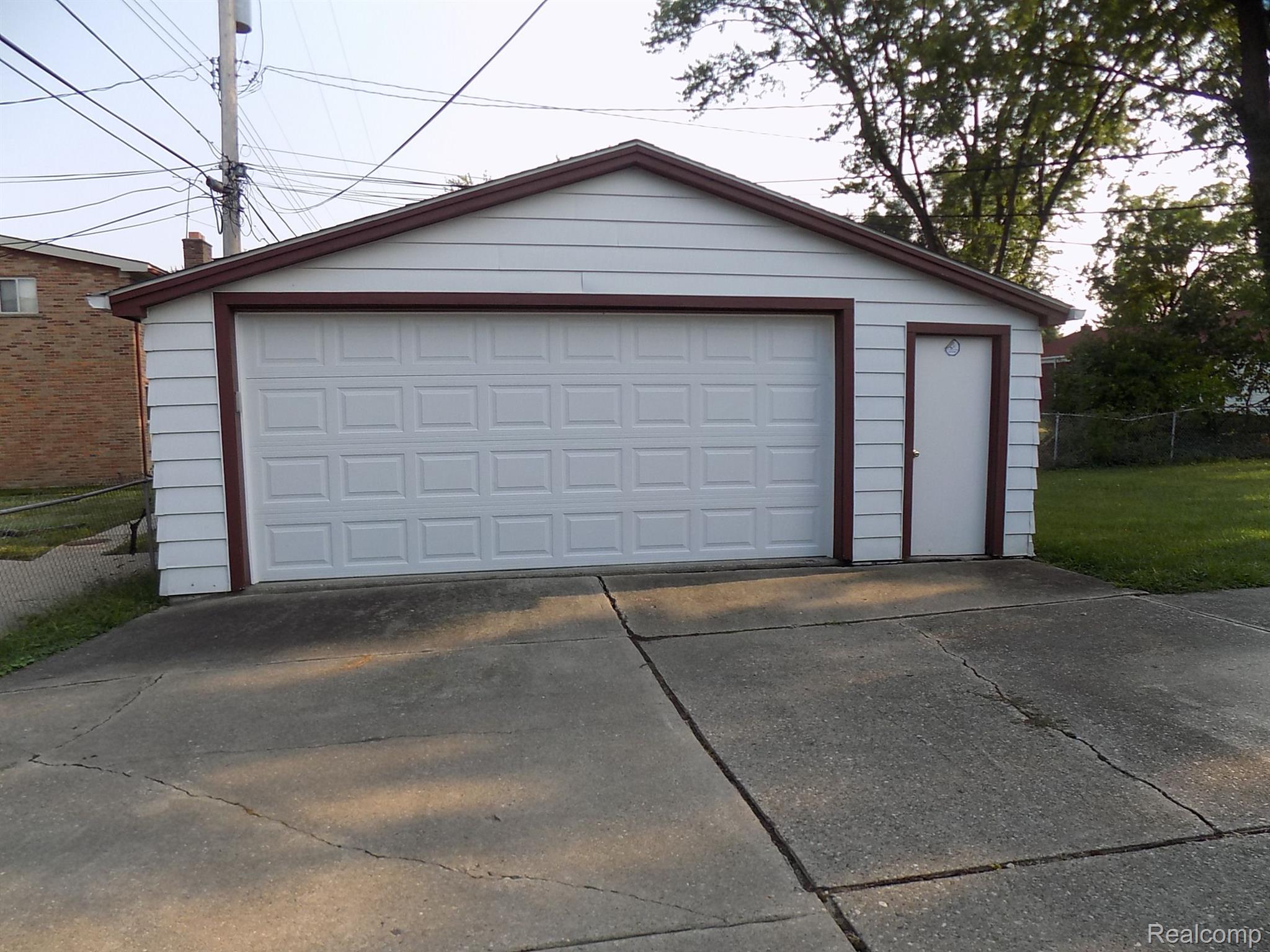 1635-1637 Fairview Avenue