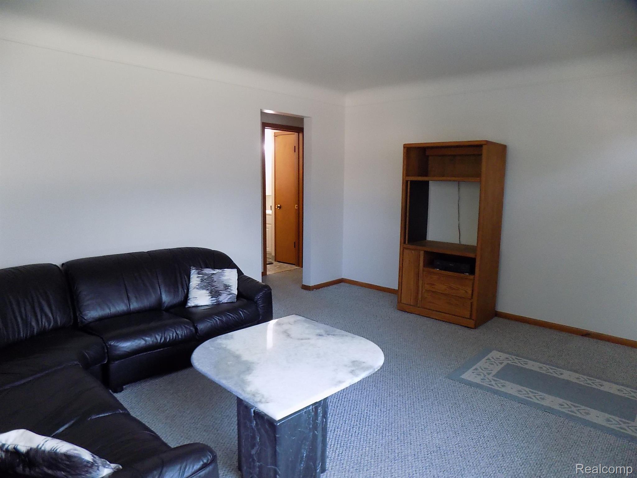 1635-1637 Fairview Avenue