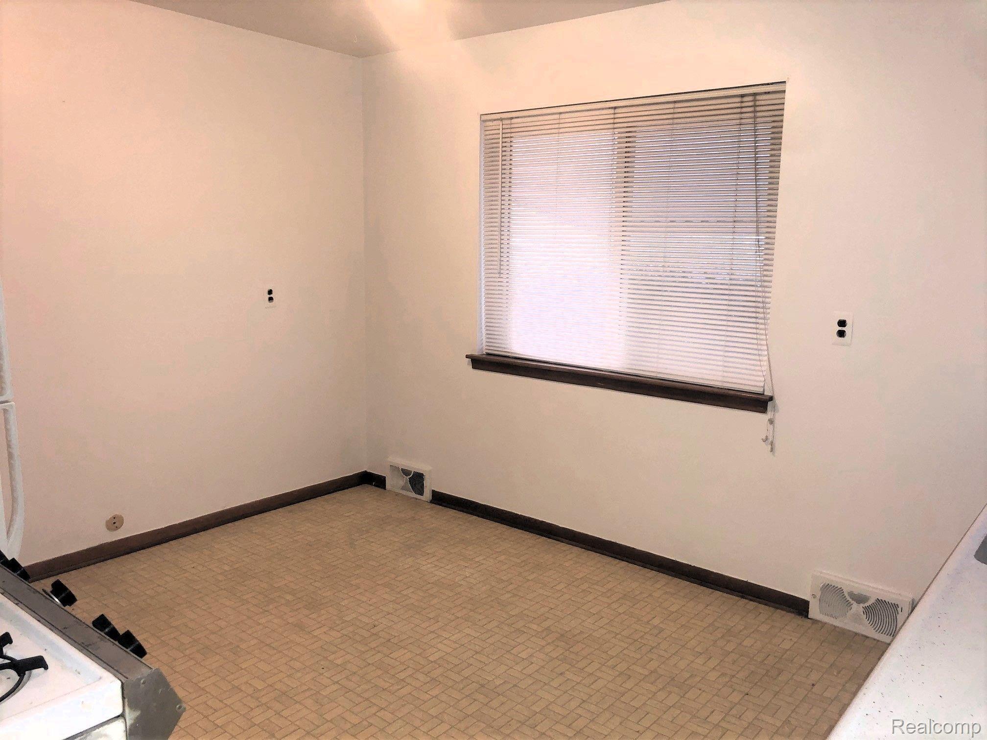 1635-1637 Fairview Avenue