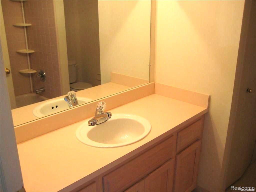 1958 Forest Mead Drive