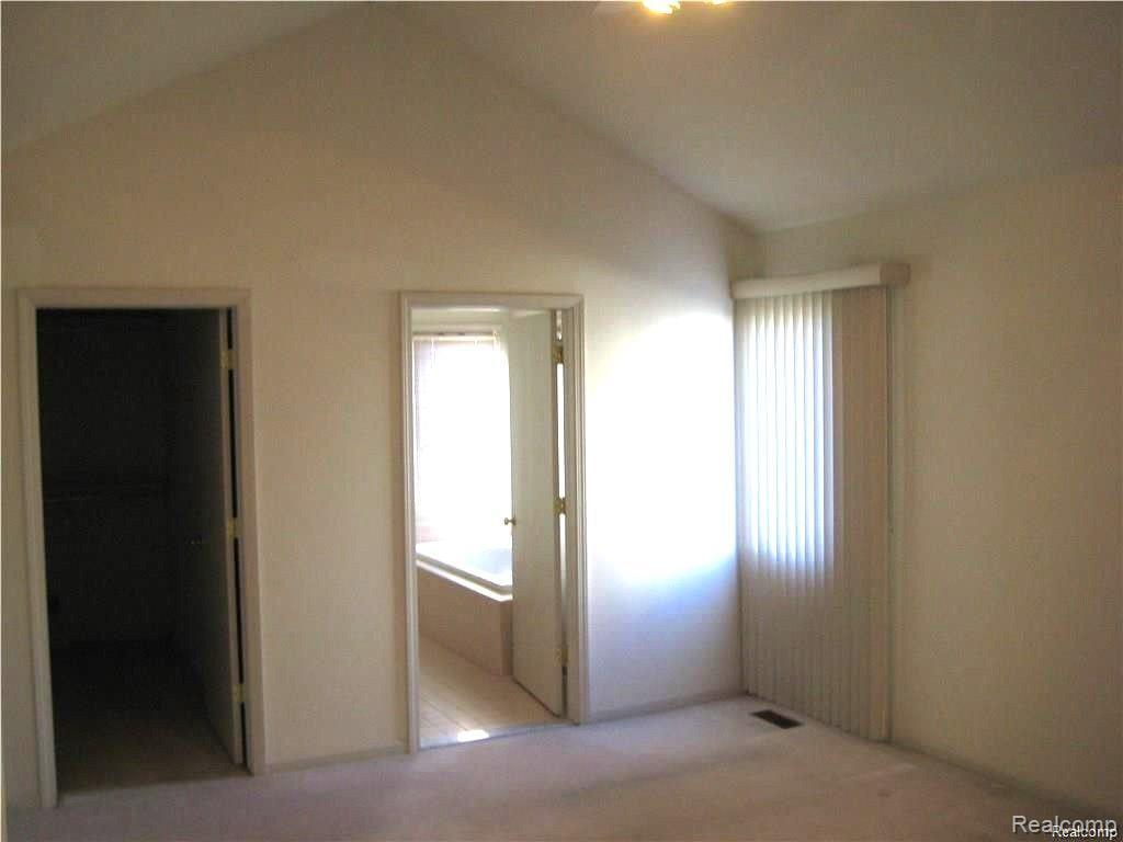 1958 Forest Mead Drive