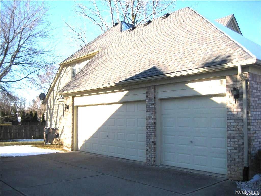 1958 Forest Mead Drive