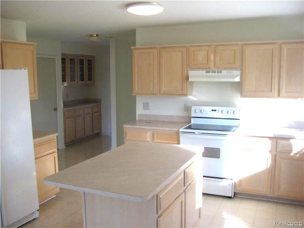 1958 Forest Mead Drive