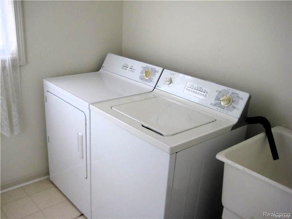 1958 Forest Mead Drive