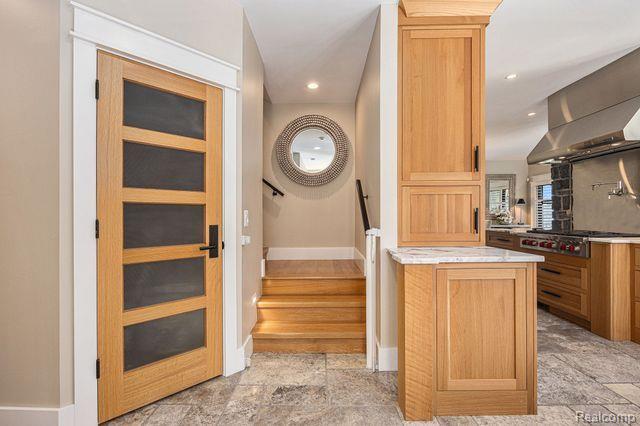 311 WESLEY Street
