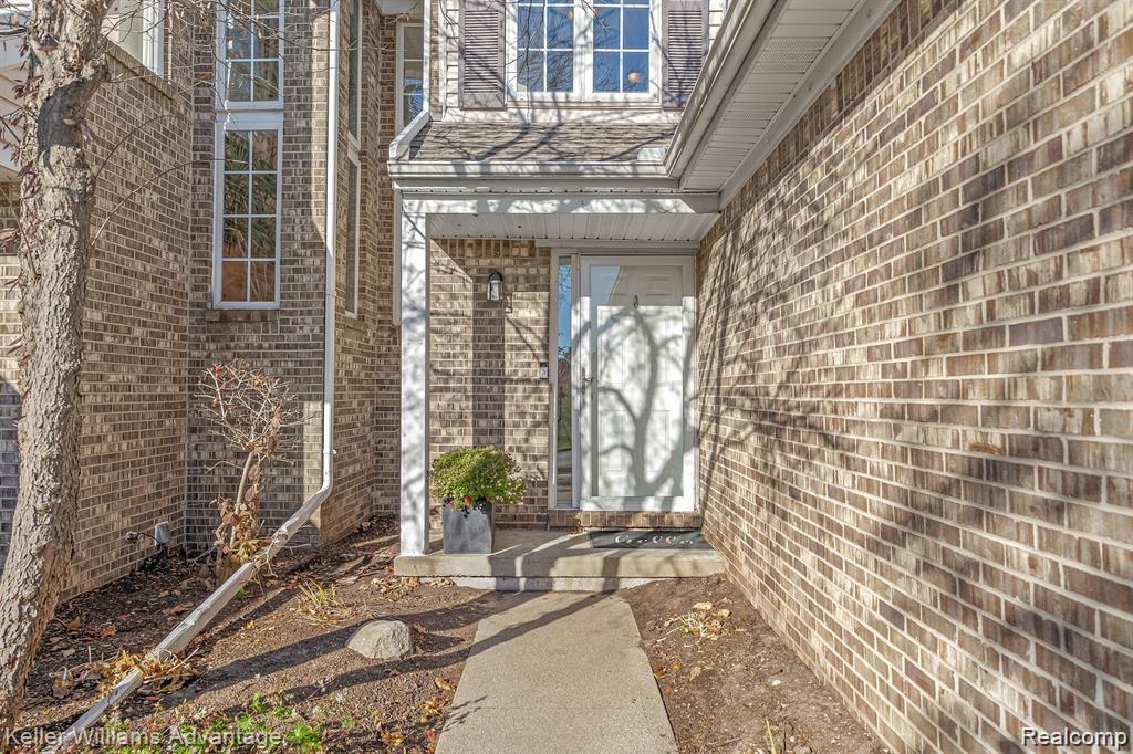 846 Natures Cove Court