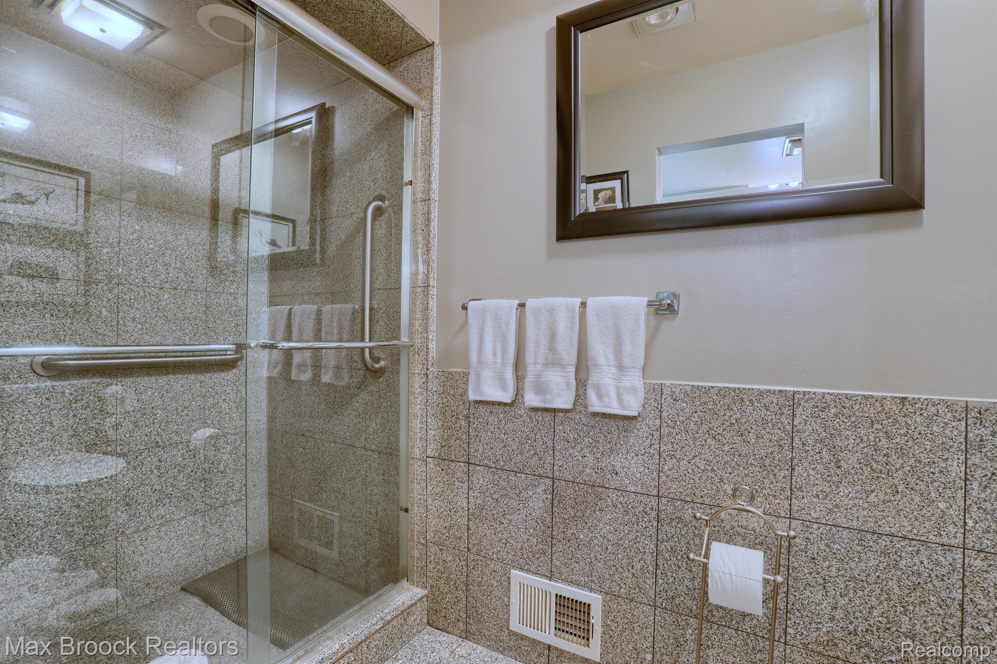 3591 WABEEK LAKE Drive W