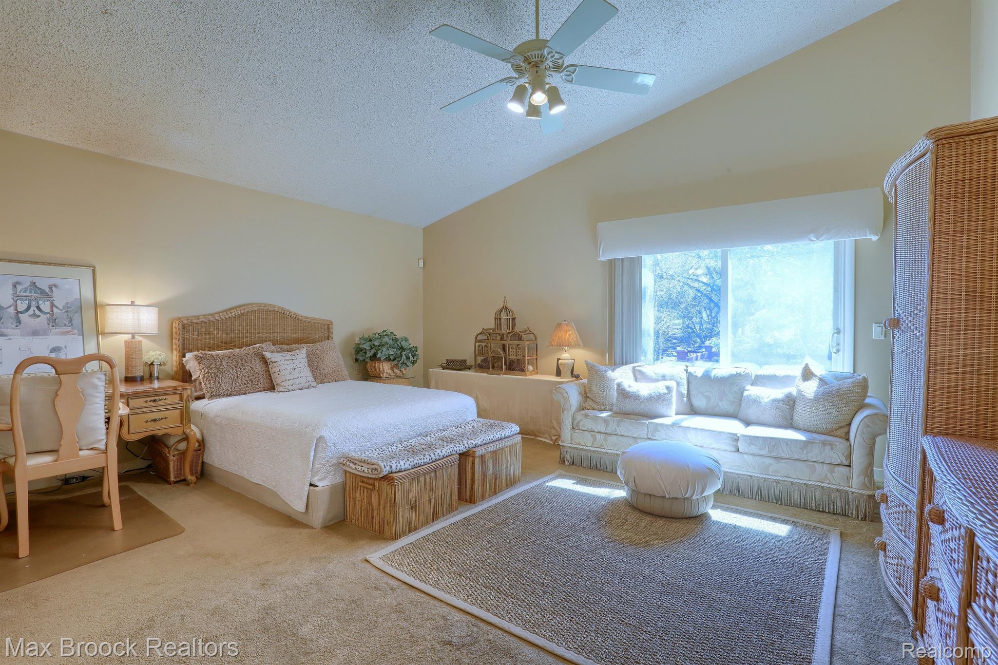 3591 WABEEK LAKE Drive W