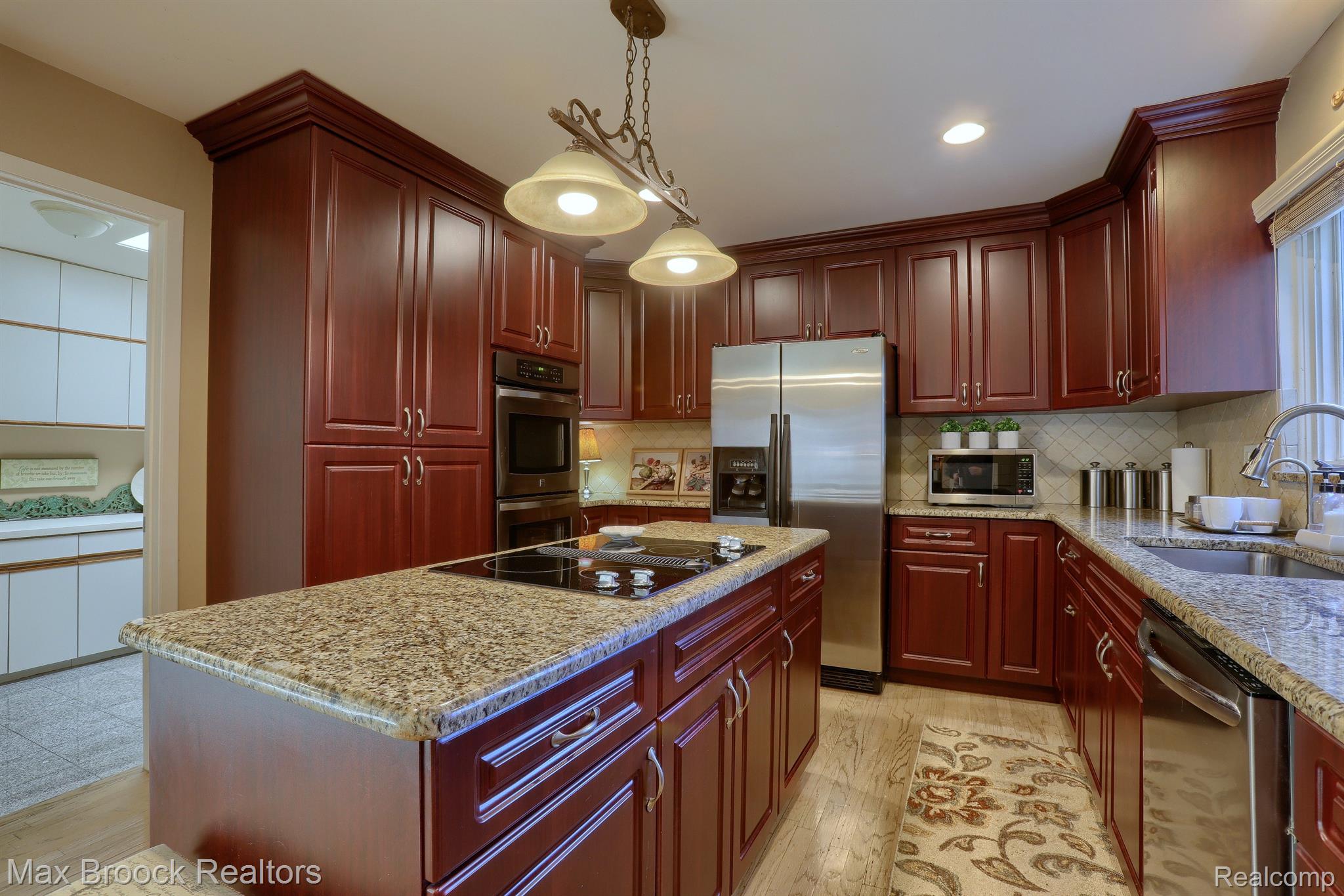 3591 WABEEK LAKE Drive W