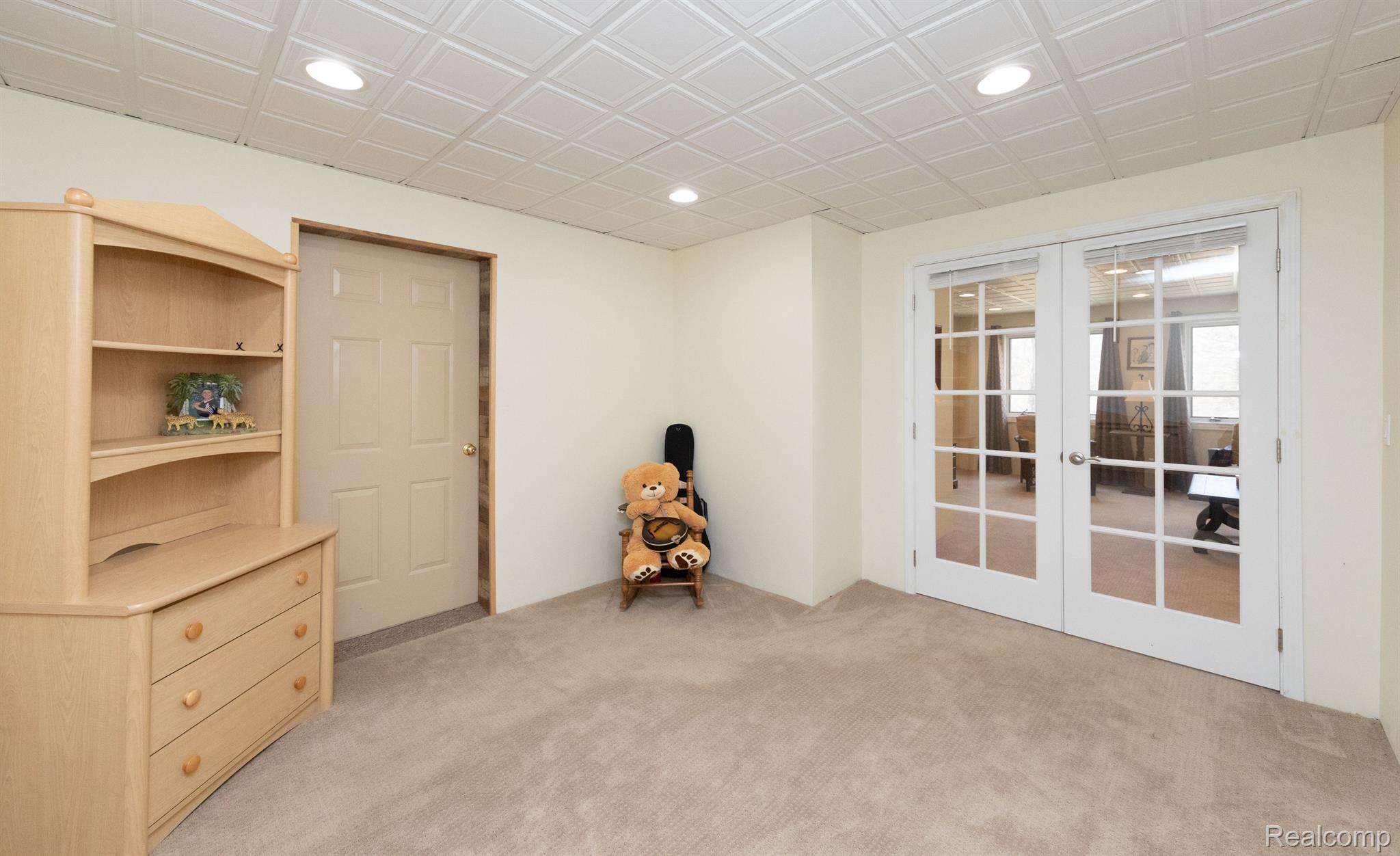 6115 Grass Lake Road