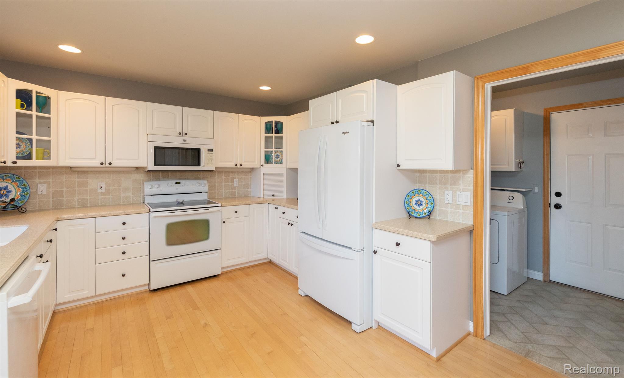 6115 Grass Lake Road