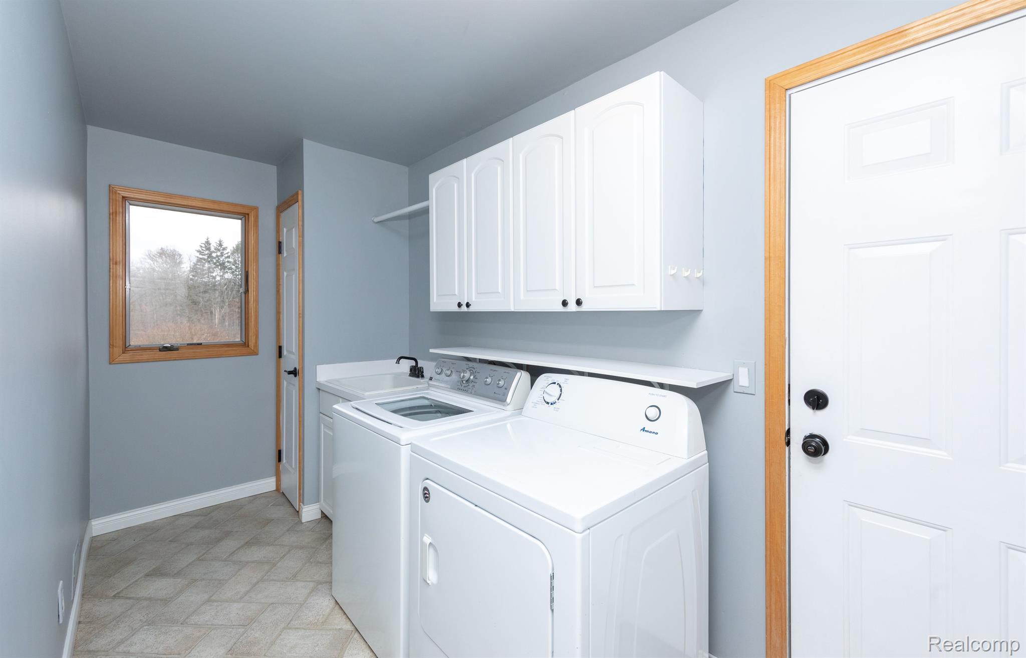 6115 Grass Lake Road