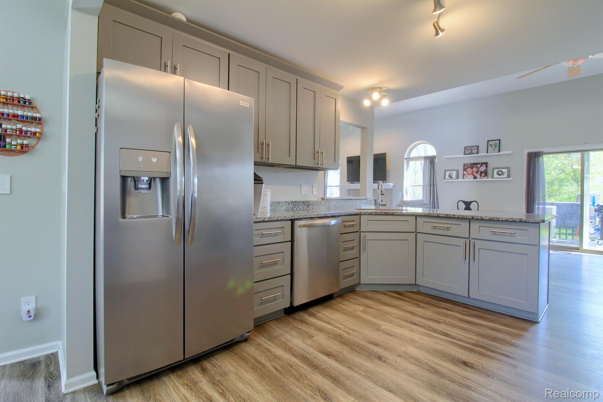 33385 Norfolk Street