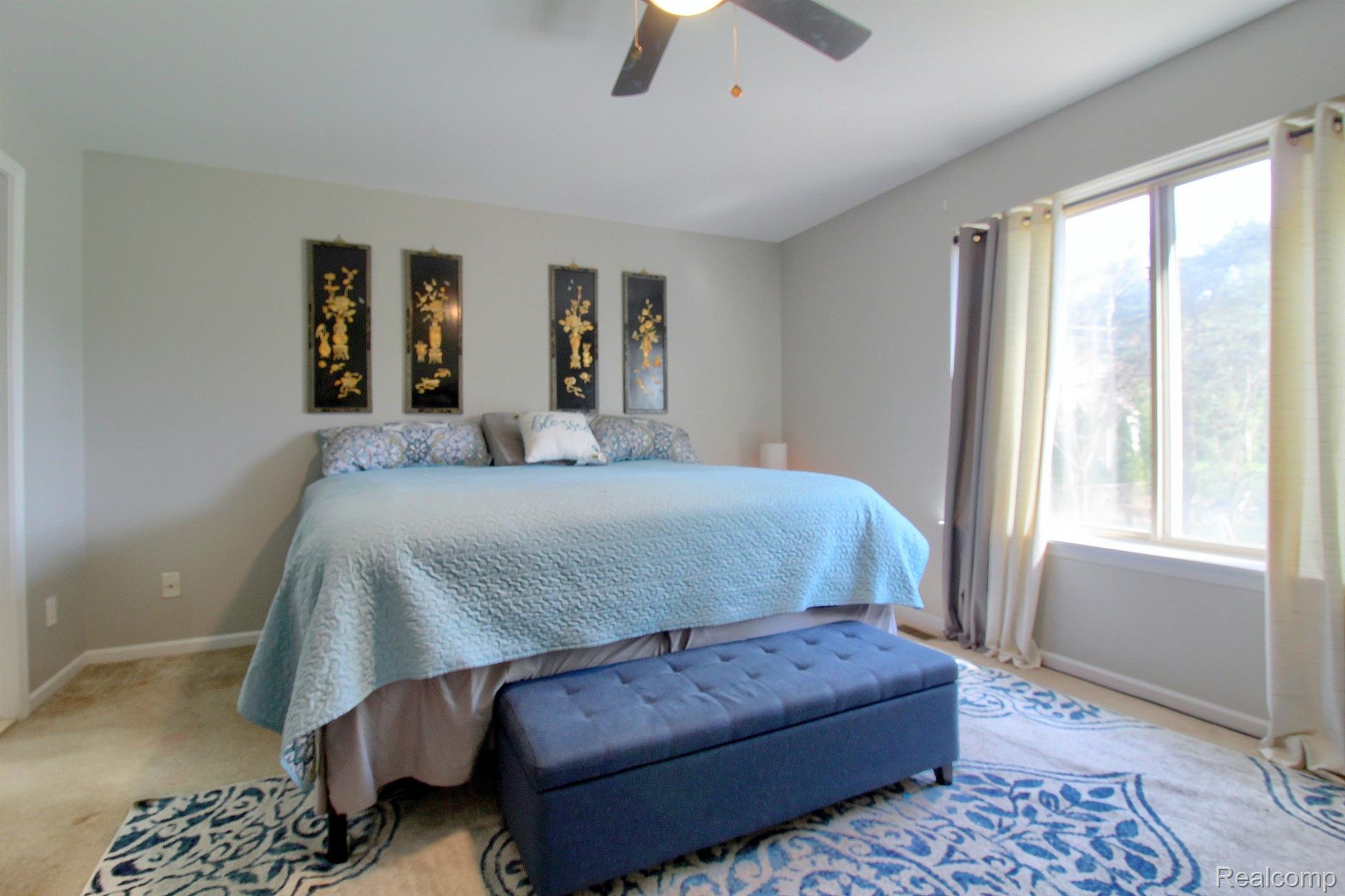 33385 Norfolk Street