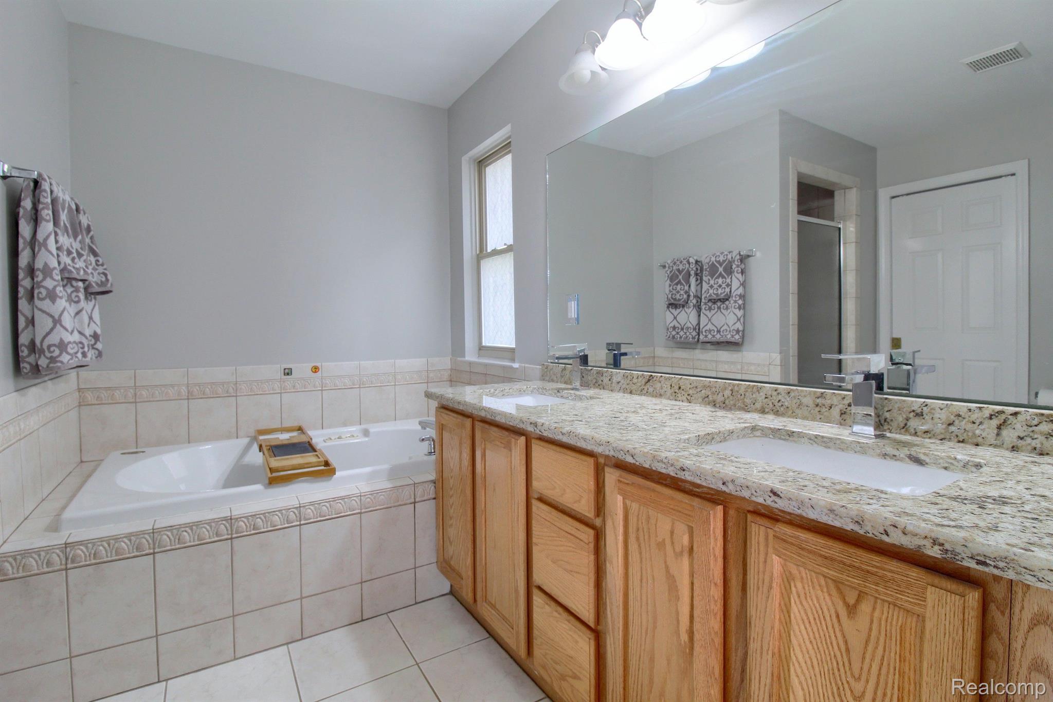 33385 Norfolk Street