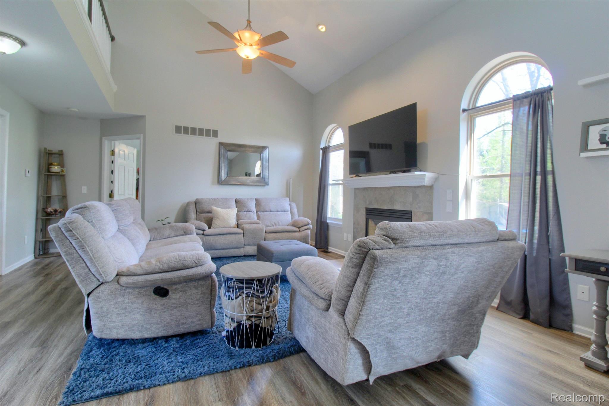 33385 Norfolk Street