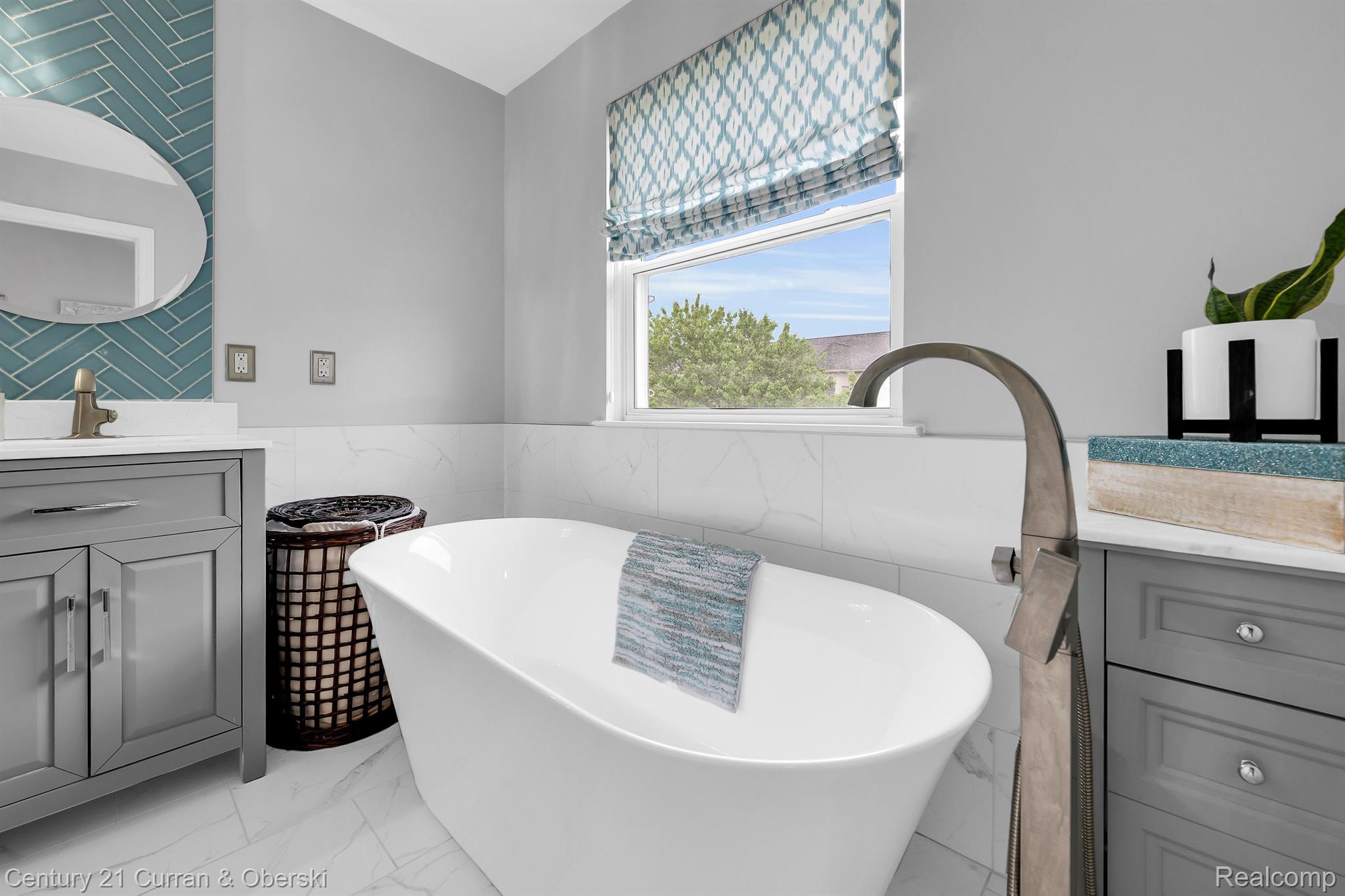 49294 SAINT NICHOLAS