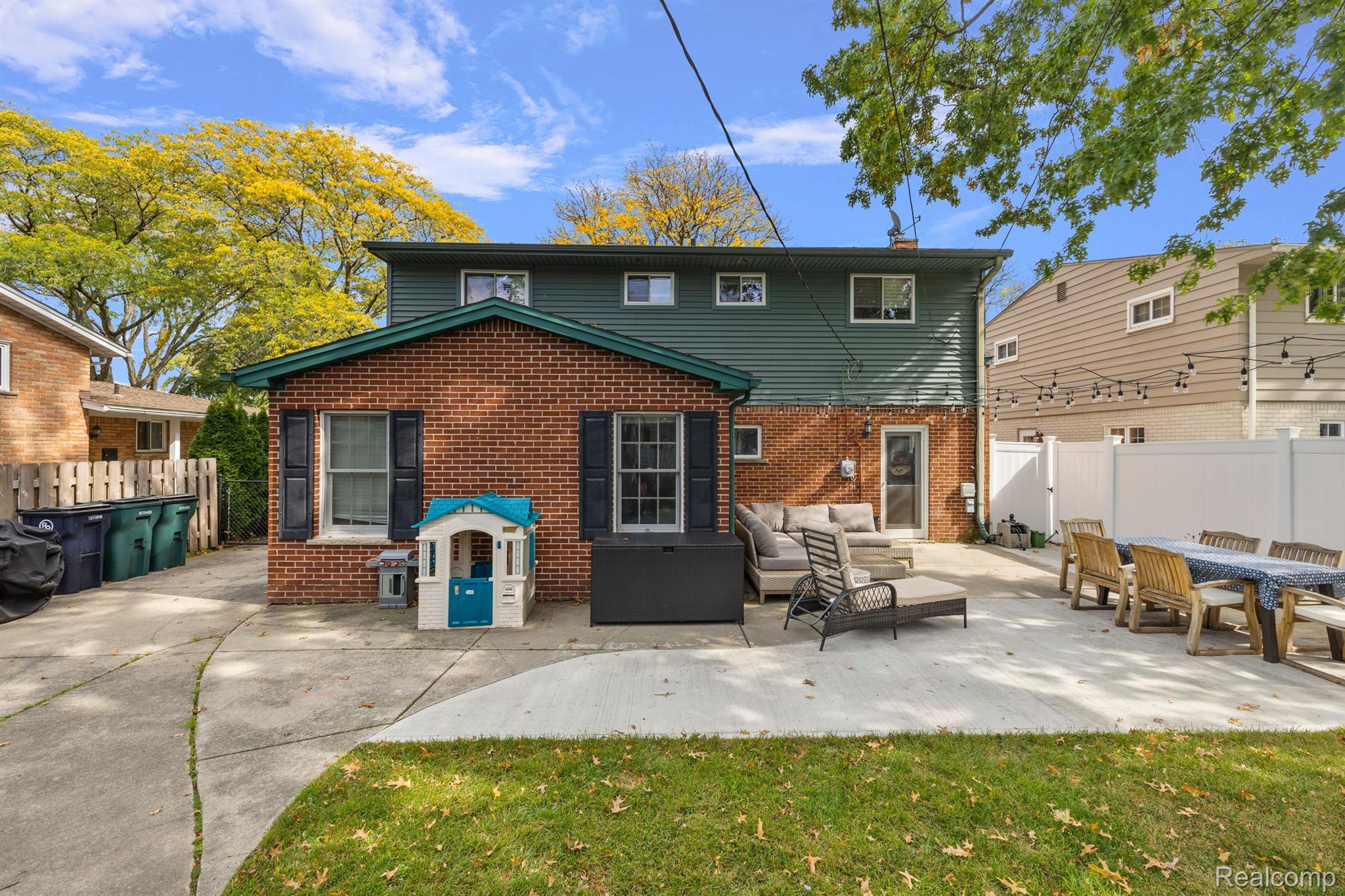 3037 CLAWSON Avenue