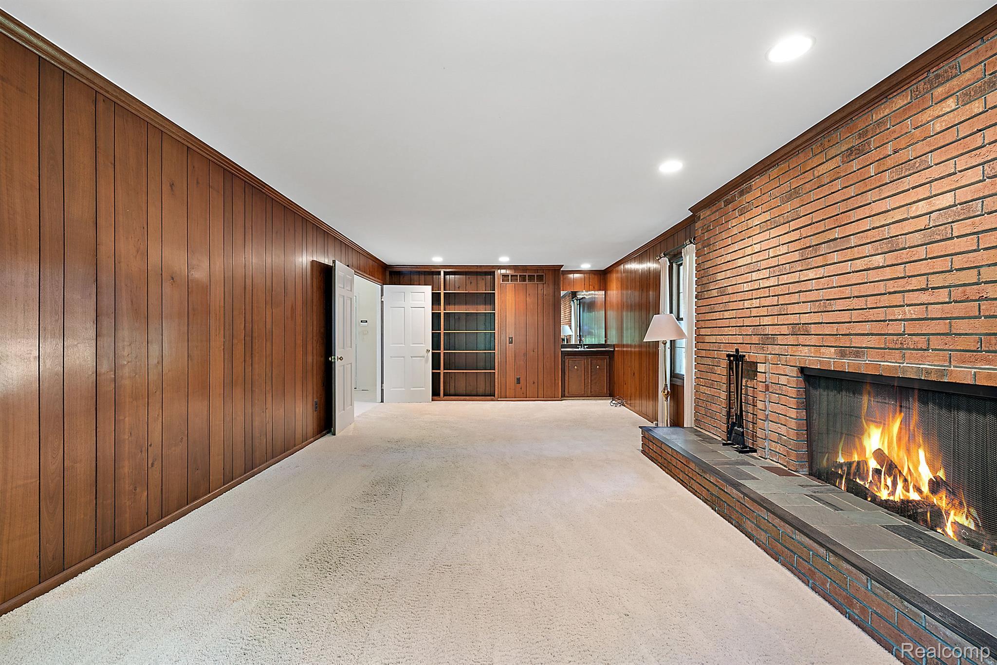 2505 Valleyview Drive