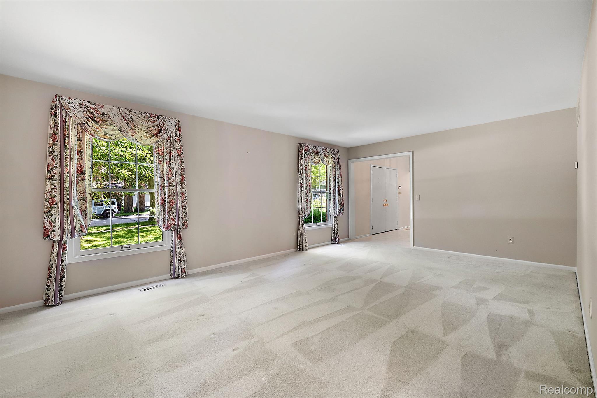 2505 Valleyview Drive